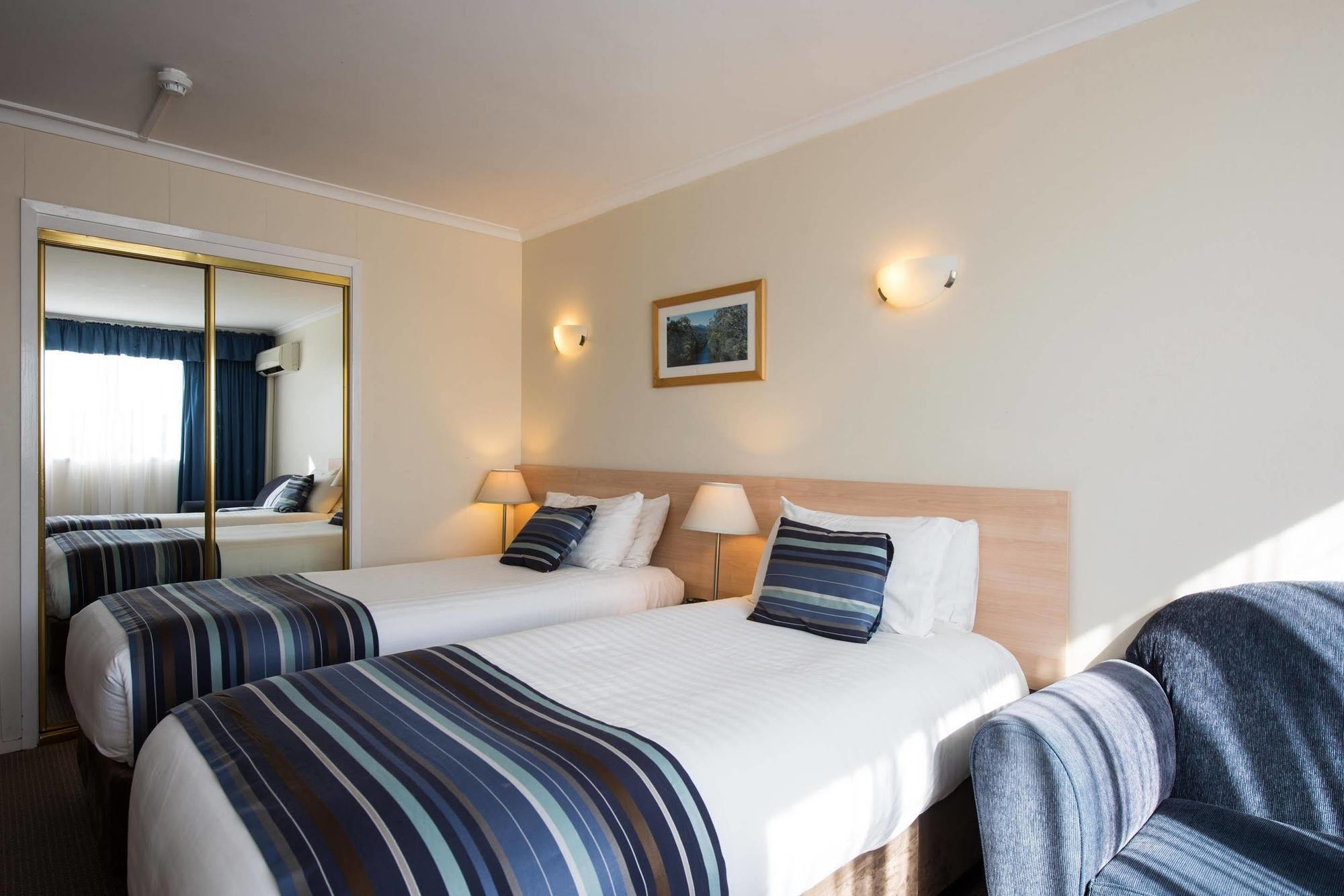גלנורצ'י Best Western Balmoral Motor Inn מראה חיצוני תמונה